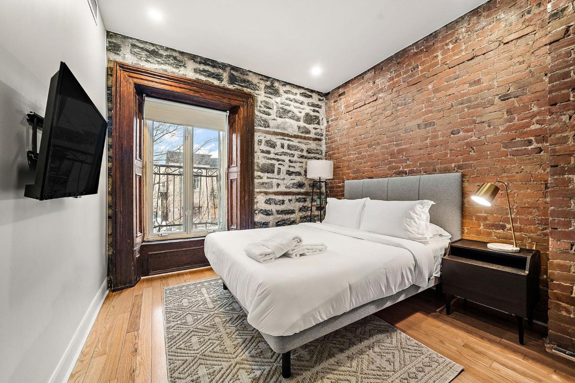 The Ontario Loft Apartment *